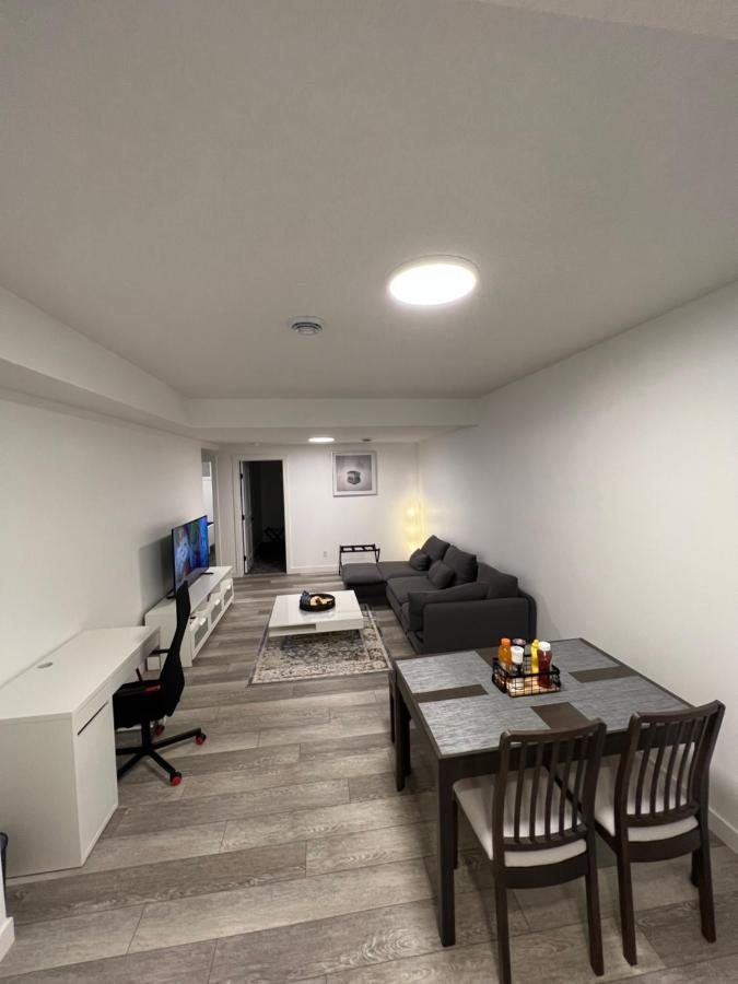 Newly Built 2 Bedroom Suite With Free Parking - Close To Banff National Park, Κάλγκαρι Εξωτερικό φωτογραφία
